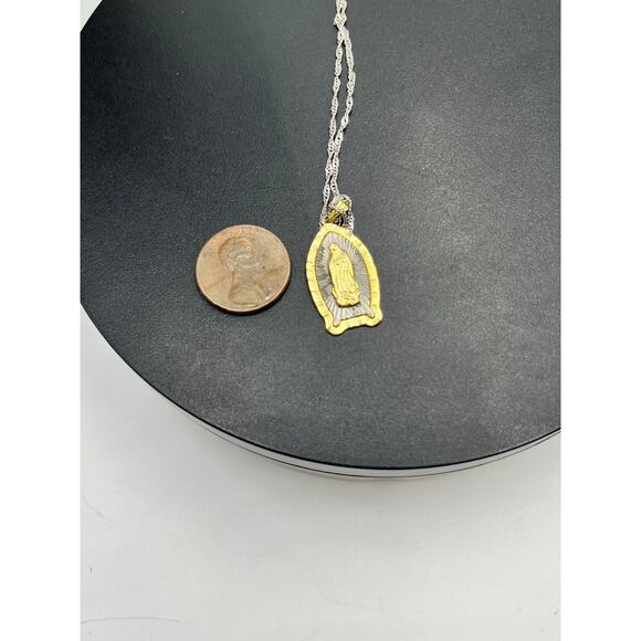 N 925 Sterling Silver Vermeil Our Lady of Guadalupe Pendant and Singapore chain. - Picture 6 of 10